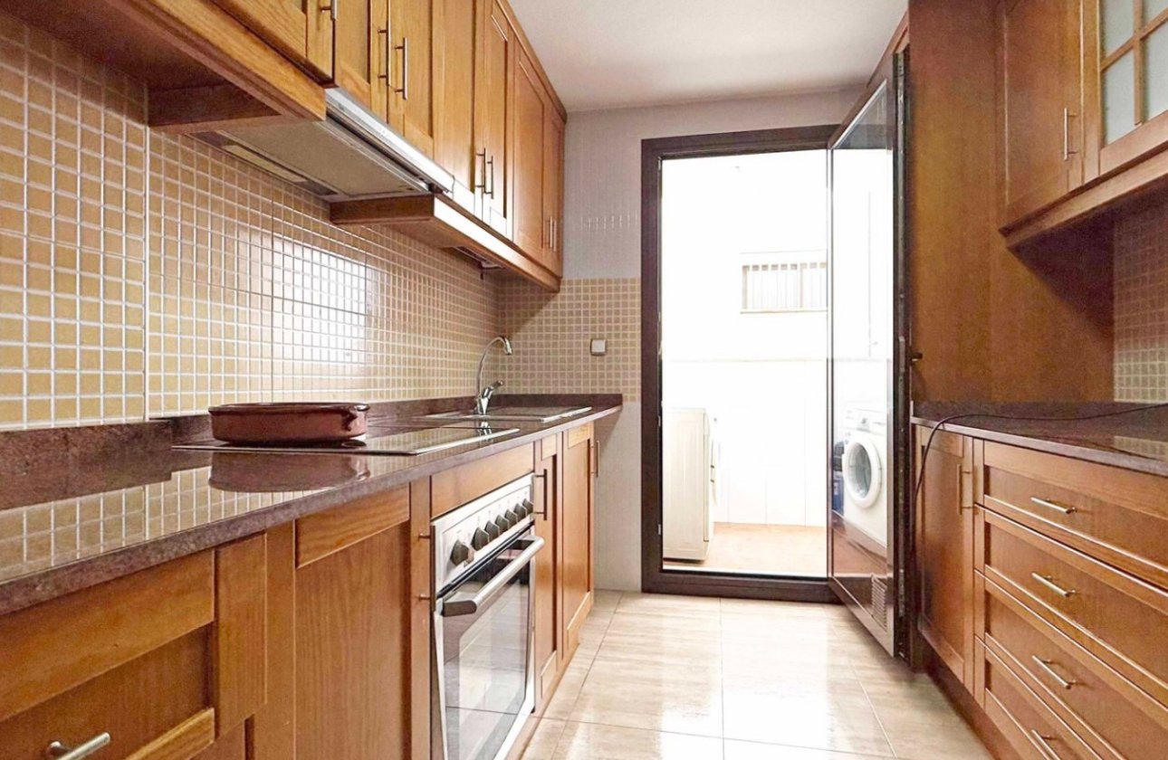 Resale - Apartment -
Torrevieja - Costa Blanca
