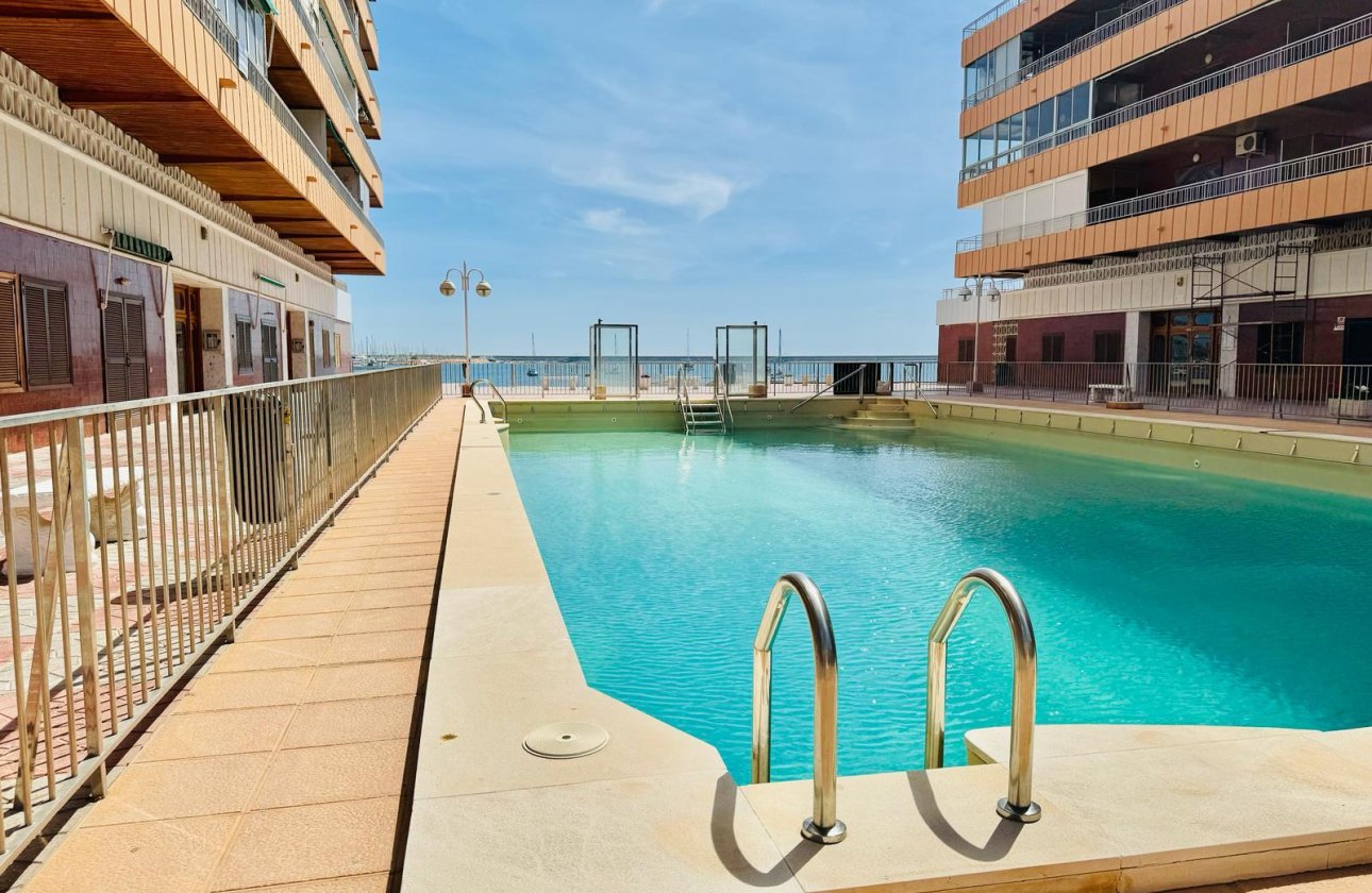Resale - Apartment -
Torrevieja - Costa Blanca