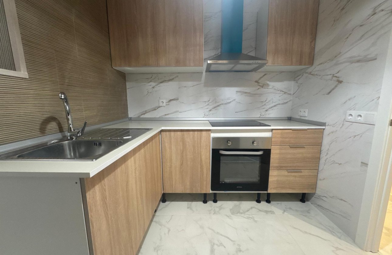 Resale - Apartment -
Torrevieja - Costa Blanca