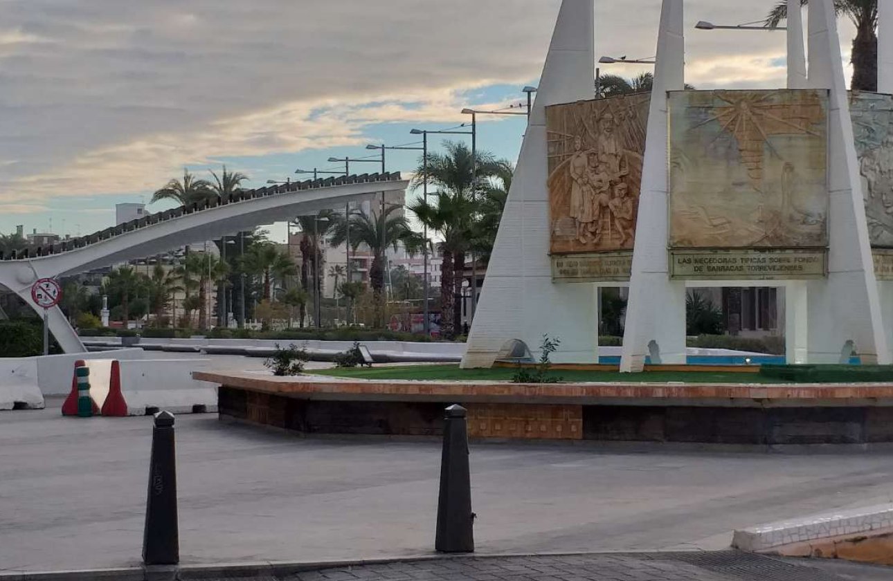 Resale - Apartment -
Torrevieja - Costa Blanca