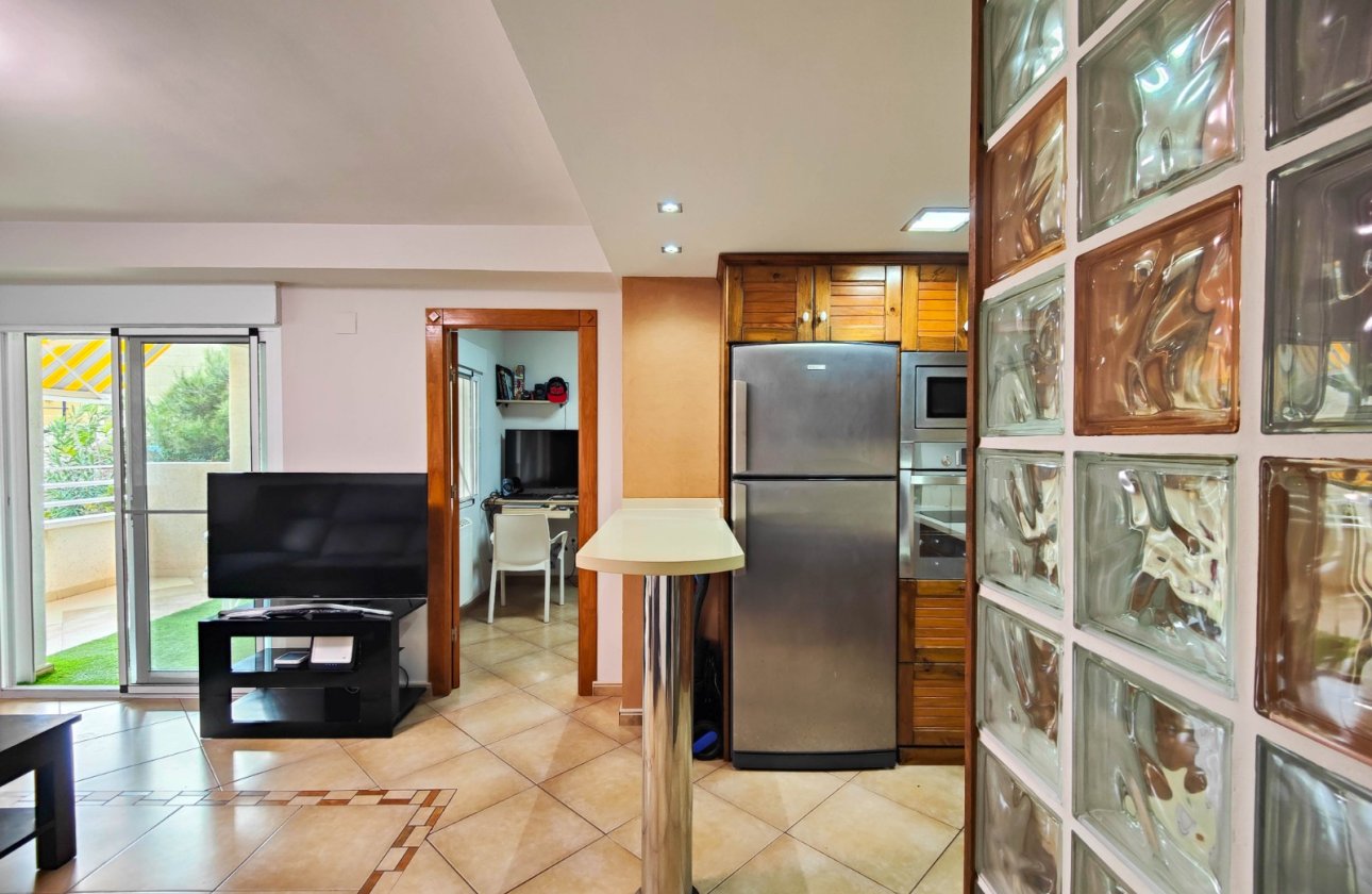 Resale - Apartment -
Torrevieja - Costa Blanca