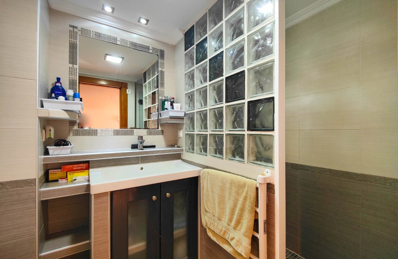 Resale - Apartment -
Torrevieja - Costa Blanca