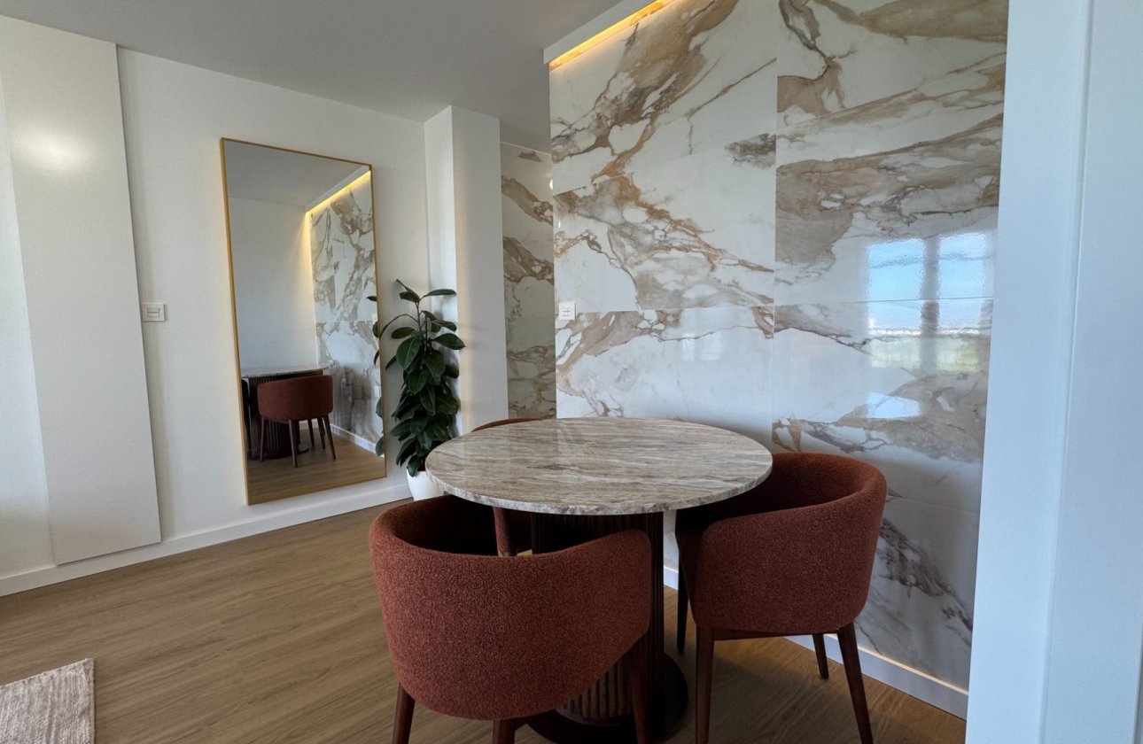 Resale - Apartment -
Torrevieja - Costa Blanca