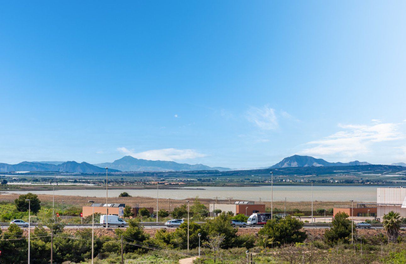 Resale - Apartment -
Torrevieja - Costa Blanca