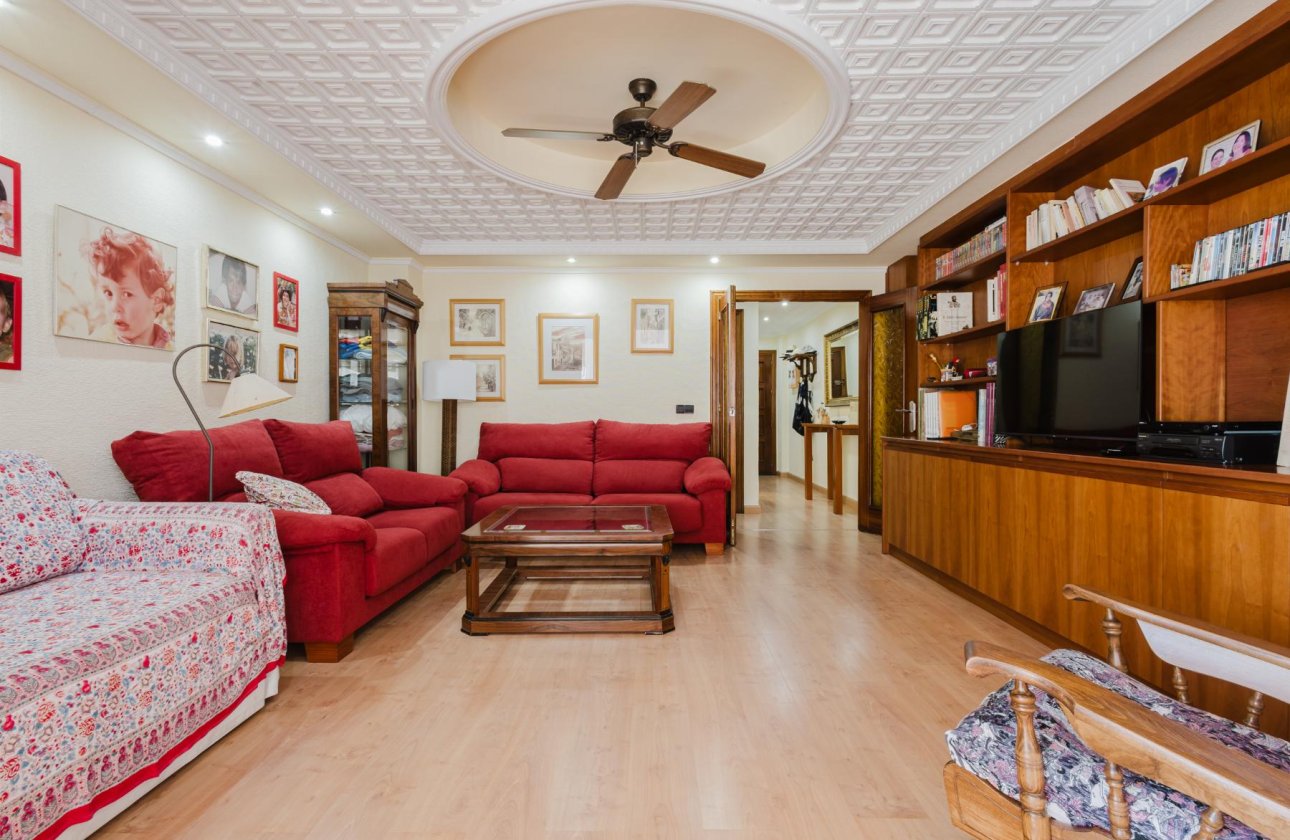 Resale - Apartment -
Torrevieja - Costa Blanca