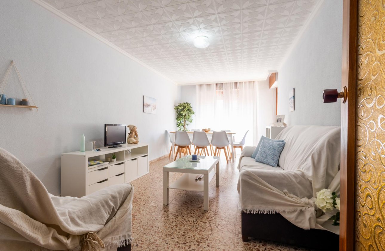 Resale - Apartment -
Torrevieja - Costa Blanca