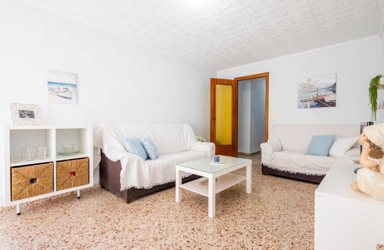 Resale - Apartment -
Torrevieja - Costa Blanca