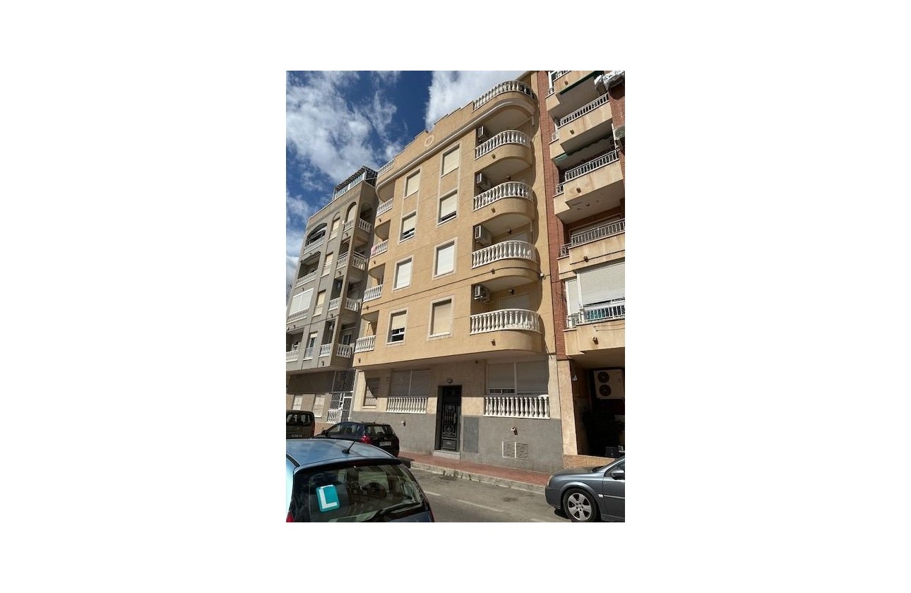Resale - Apartment -
Torrevieja - Costa Blanca