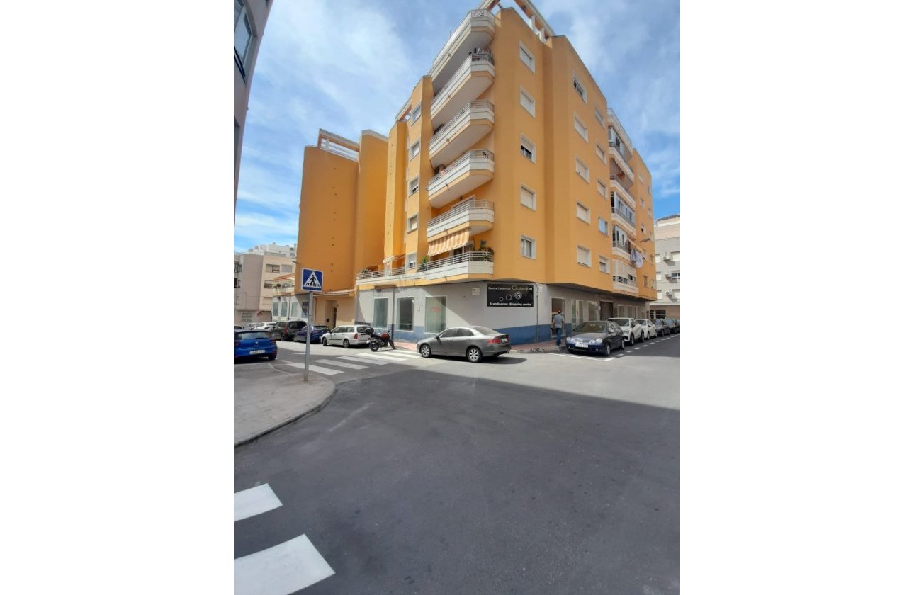 Resale - Apartment -
Torrevieja - Costa Blanca