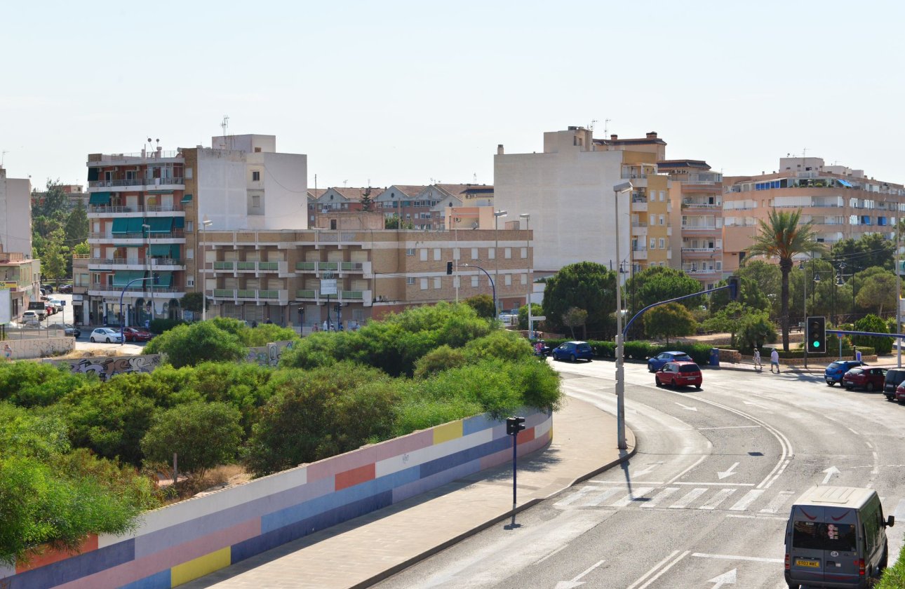 Resale - Apartment -
Torrevieja - Costa Blanca