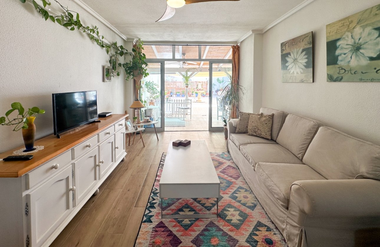 Resale - Apartment -
Torrevieja - Costa Blanca