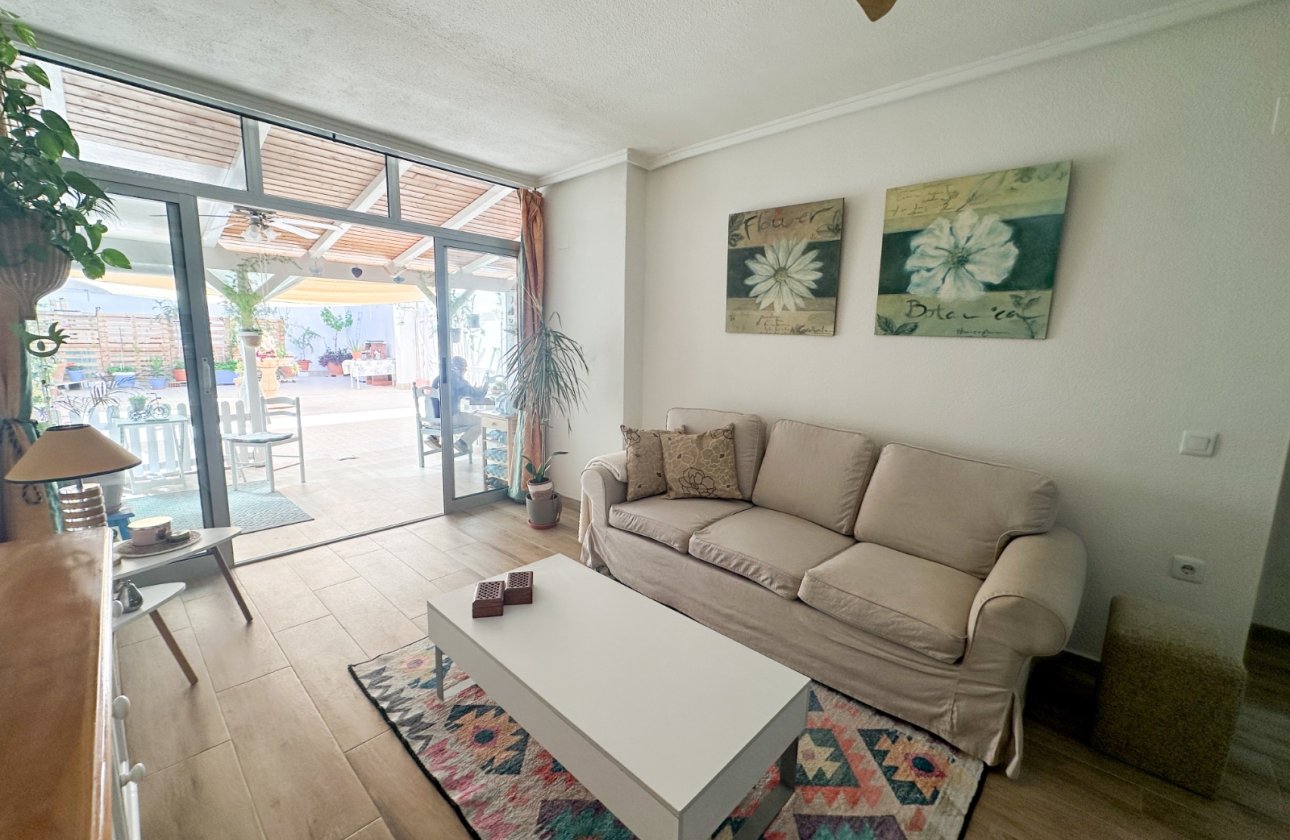 Resale - Apartment -
Torrevieja - Costa Blanca