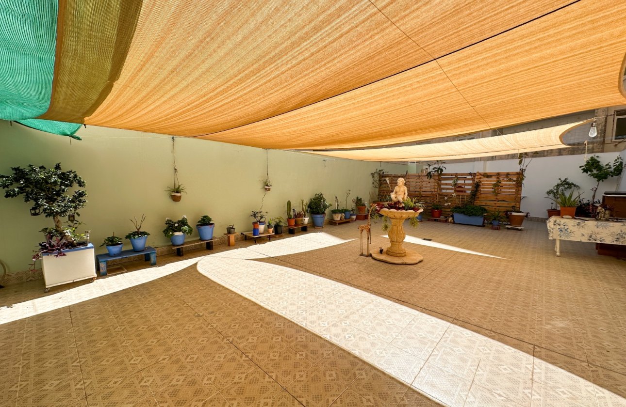 Resale - Apartment -
Torrevieja - Costa Blanca