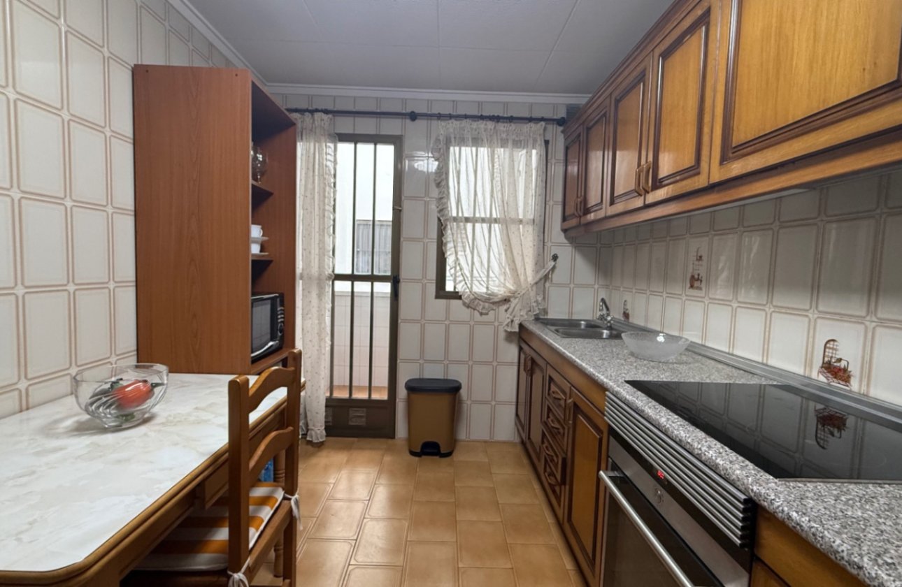 Resale - Apartment -
Torrevieja - Costa Blanca