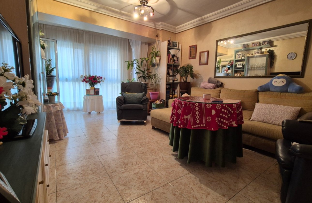 Resale - Apartment -
Torrevieja - Costa Blanca