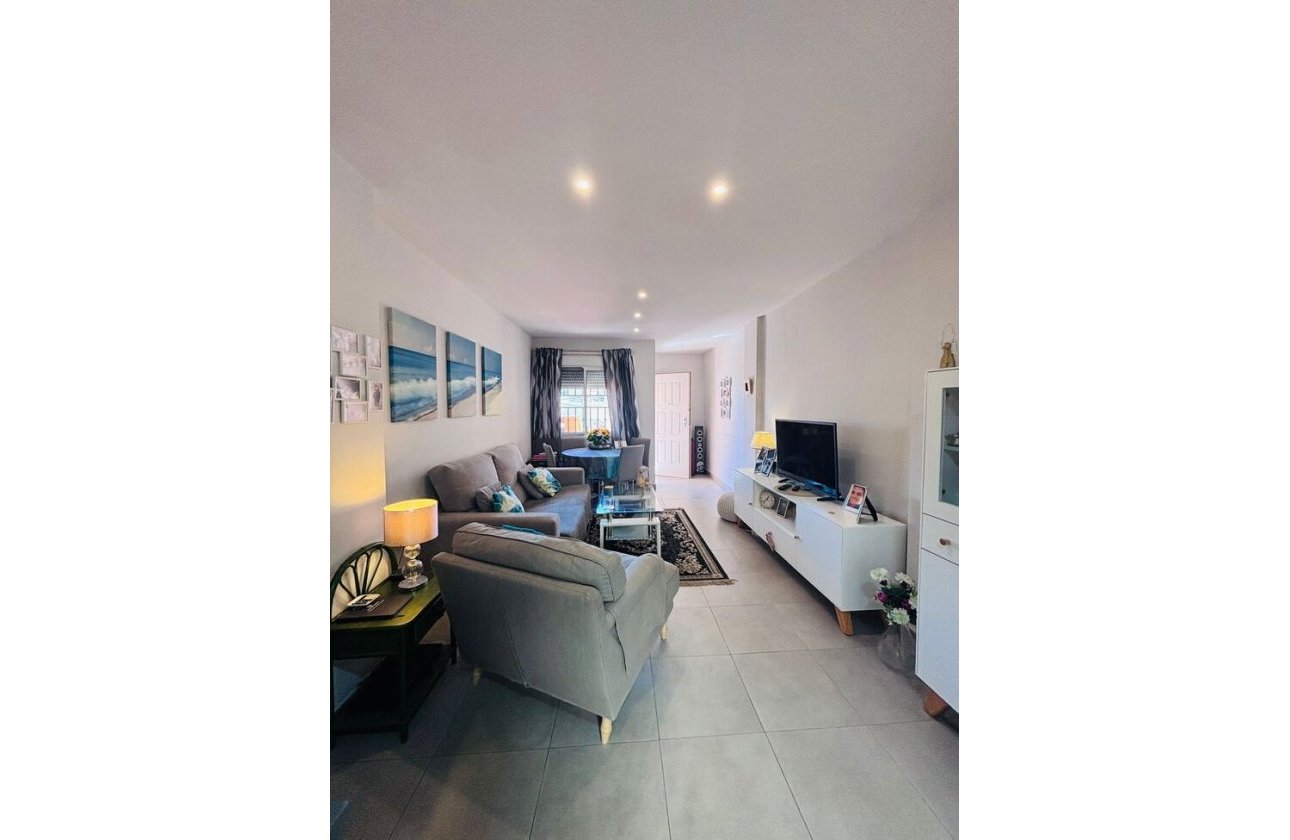 Resale - Apartment -
Torrevieja - Costa Blanca