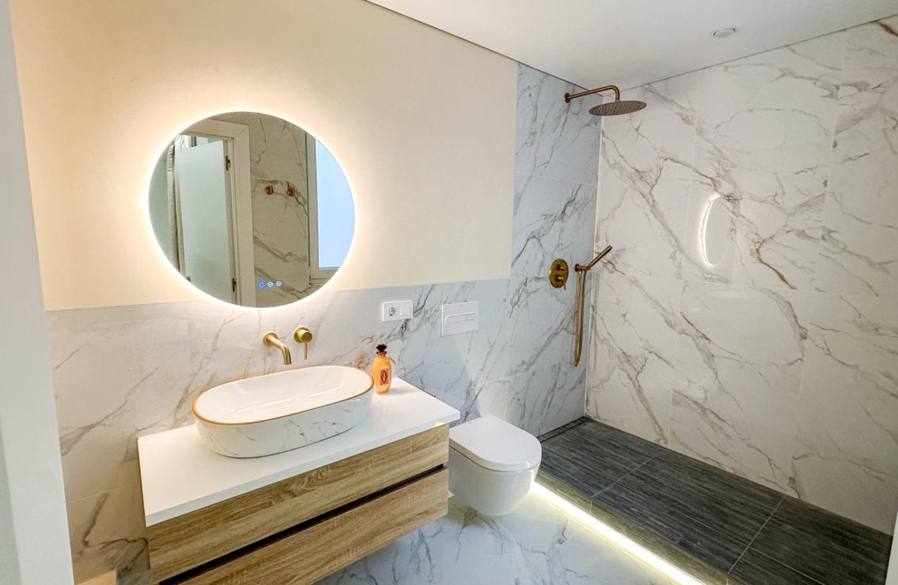 Resale - Apartment -
Torrevieja - Costa Blanca