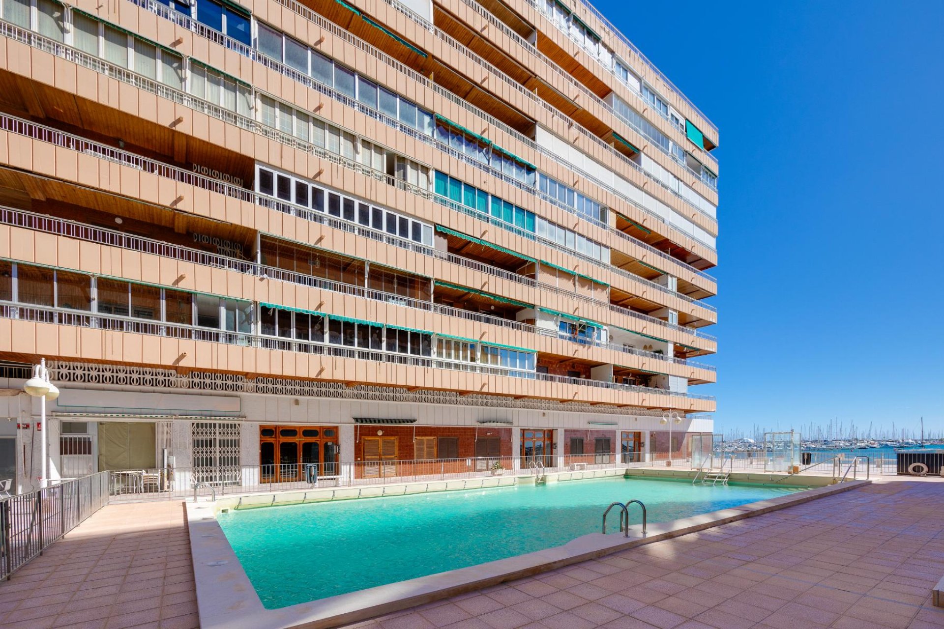 Resale - Apartment -
Torrevieja - Costa Blanca