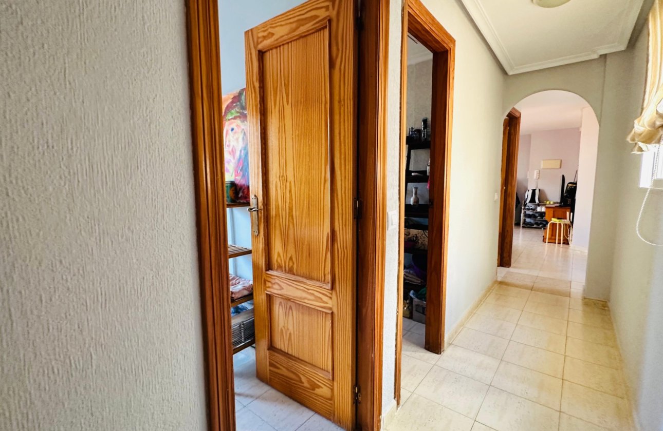 Resale - Apartment -
Torrevieja - Costa Blanca