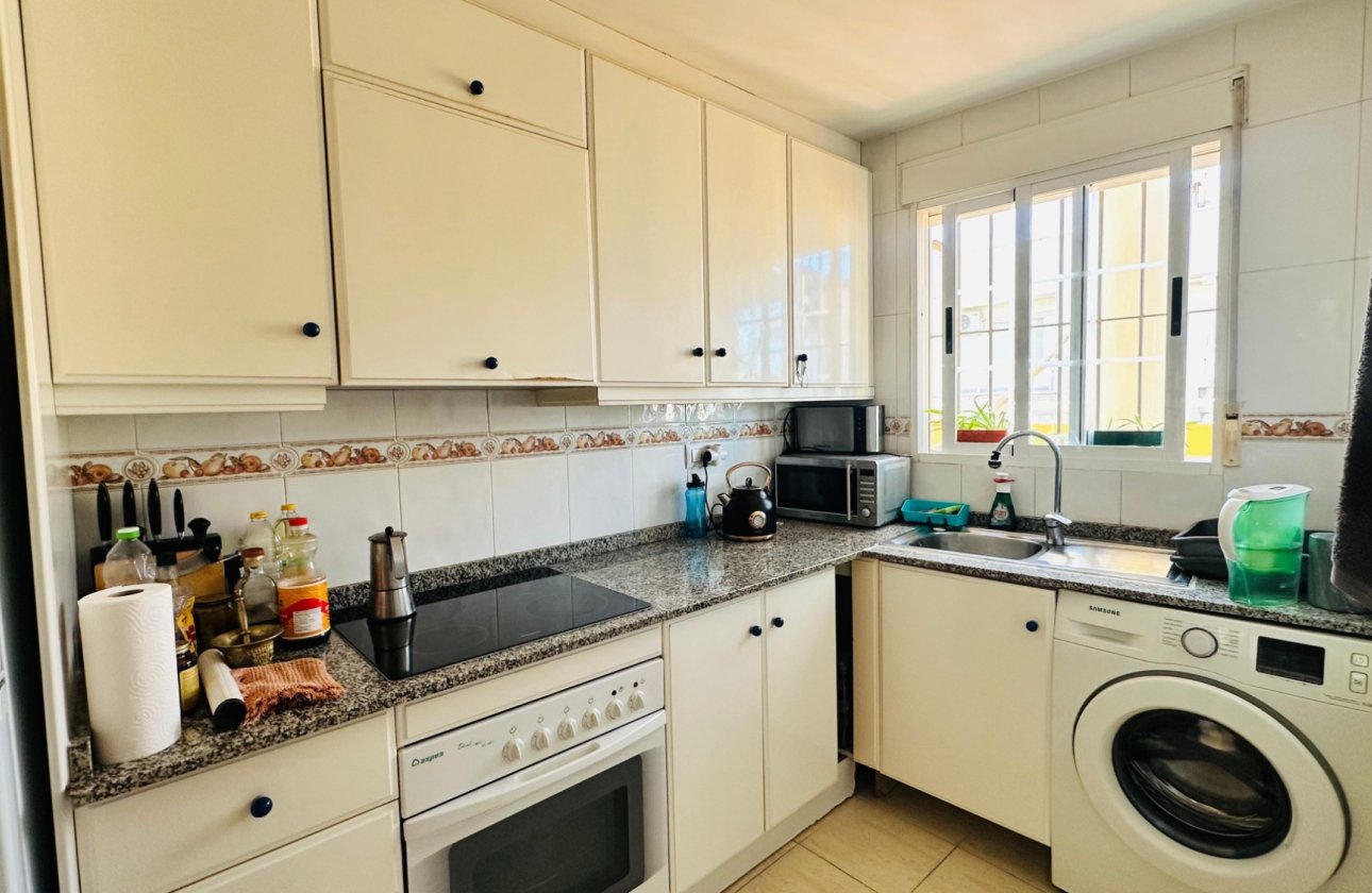 Resale - Apartment -
Torrevieja - Costa Blanca