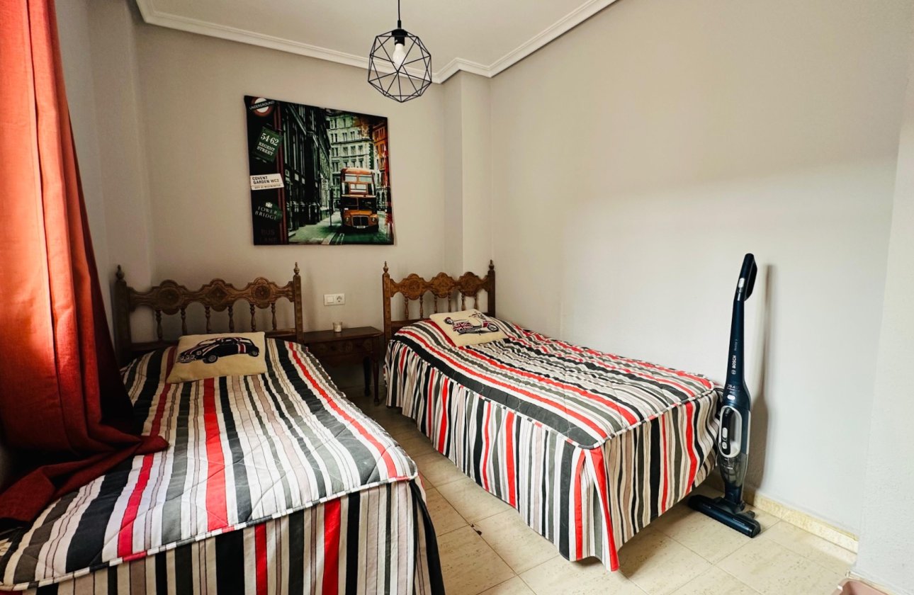 Resale - Apartment -
Torrevieja - Costa Blanca