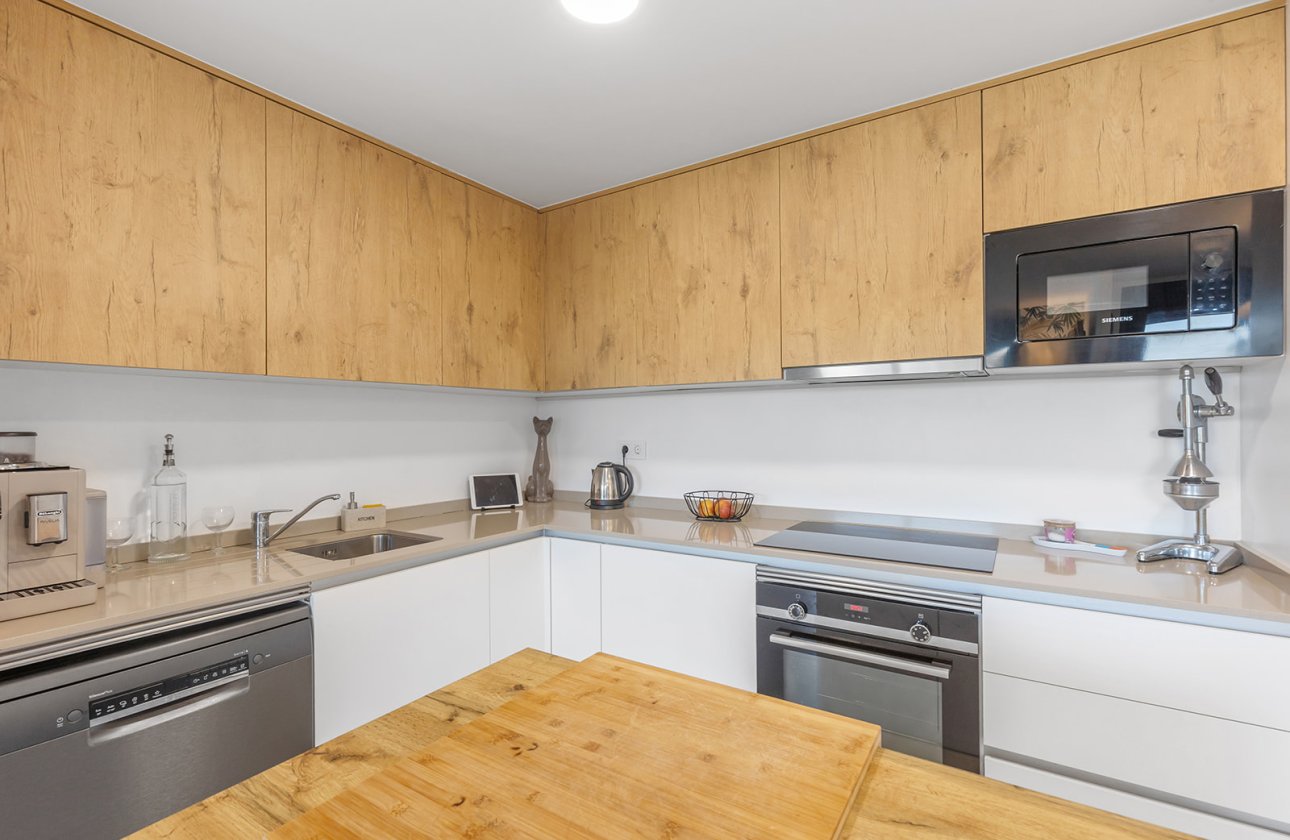 Resale - Apartment -
Torrevieja - Costa Blanca