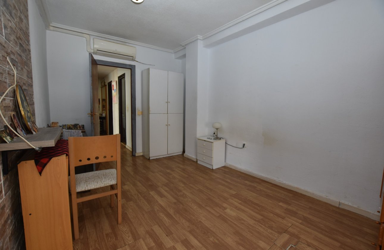 Resale - Apartment -
Torrevieja - Costa Blanca