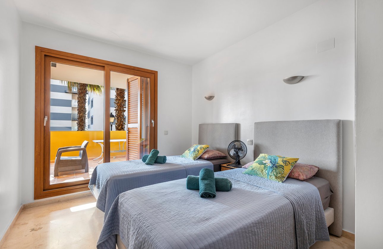 Resale - Apartment -
Torrevieja - Costa Blanca