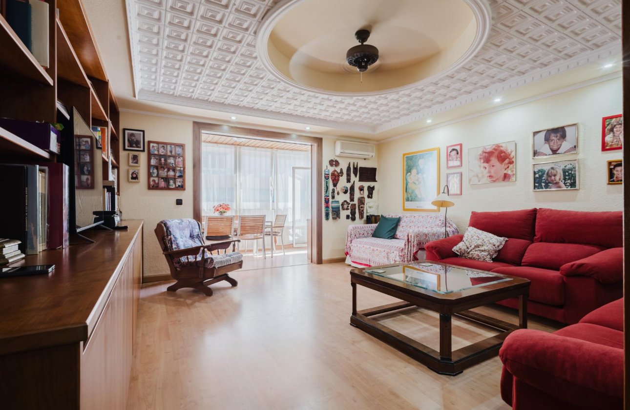 Resale - Apartment -
Torrevieja - Costa Blanca