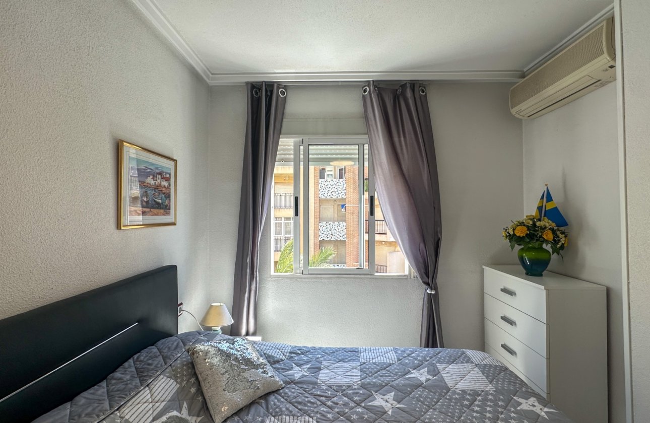 Resale - Apartment -
Torrevieja - Costa Blanca