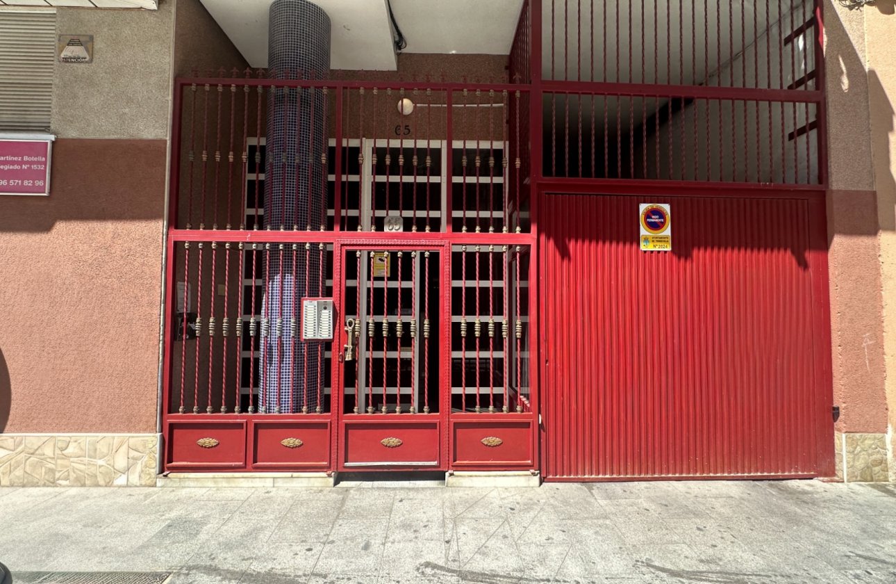 Resale - Apartment -
Torrevieja - Costa Blanca