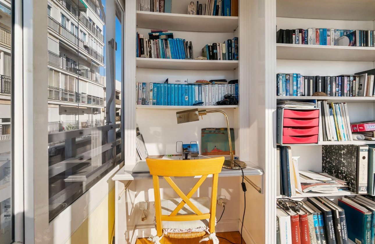 Resale - Apartment -
Torrevieja - Costa Blanca