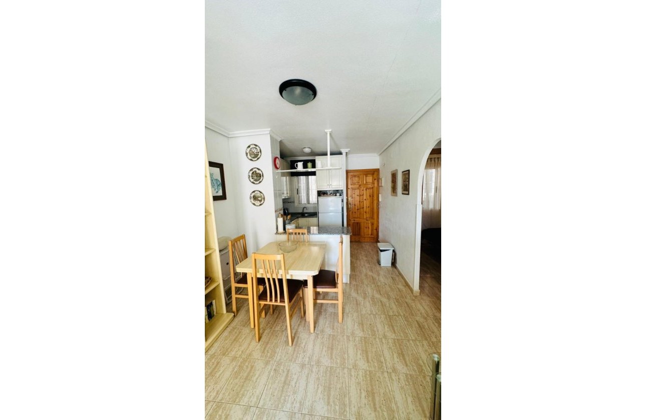 Resale - Apartment -
Torrevieja - Costa Blanca