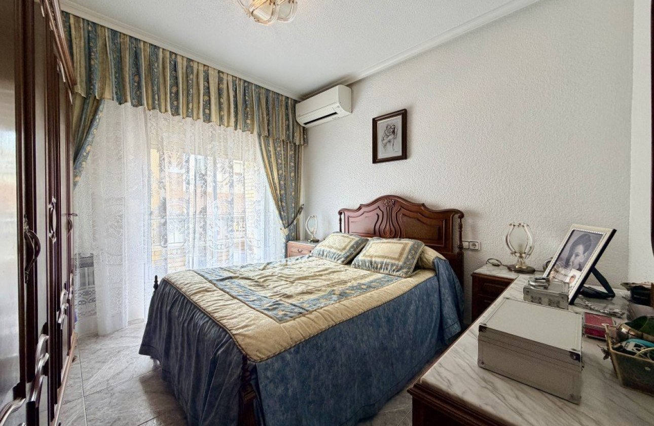 Resale - Apartment -
Torrevieja - Costa Blanca