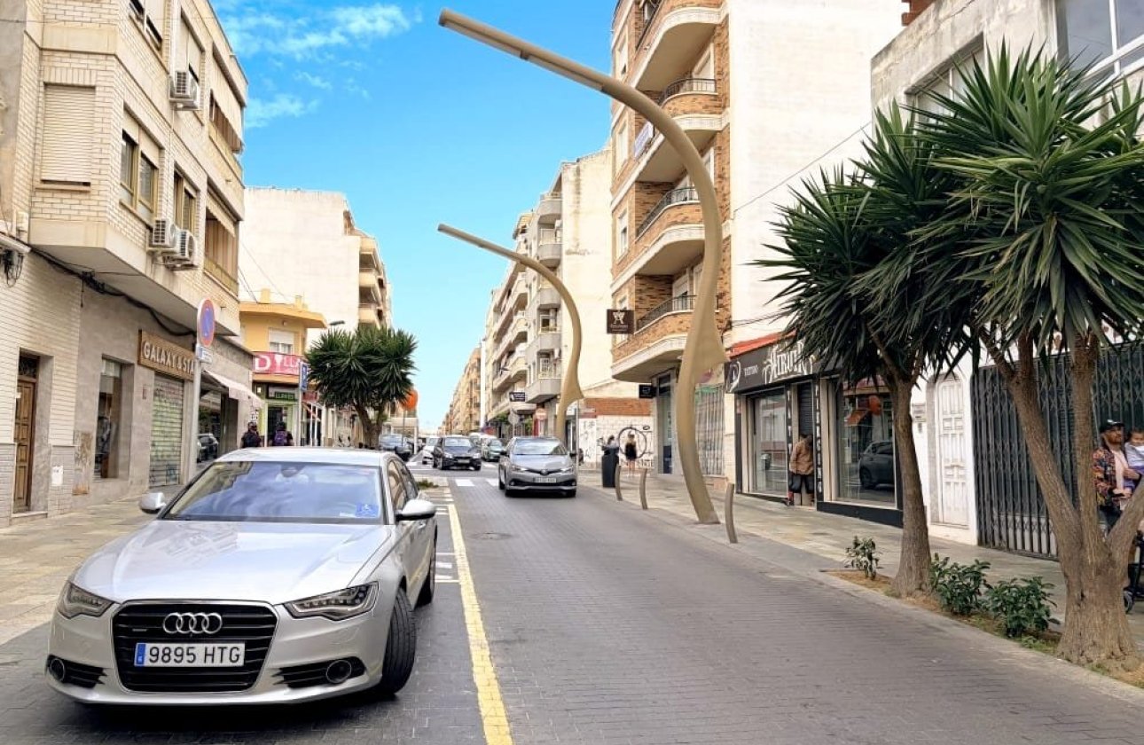 Resale - Apartment -
Torrevieja - Costa Blanca