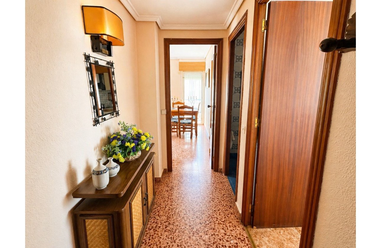 Resale - Apartment -
Torrevieja - Costa Blanca