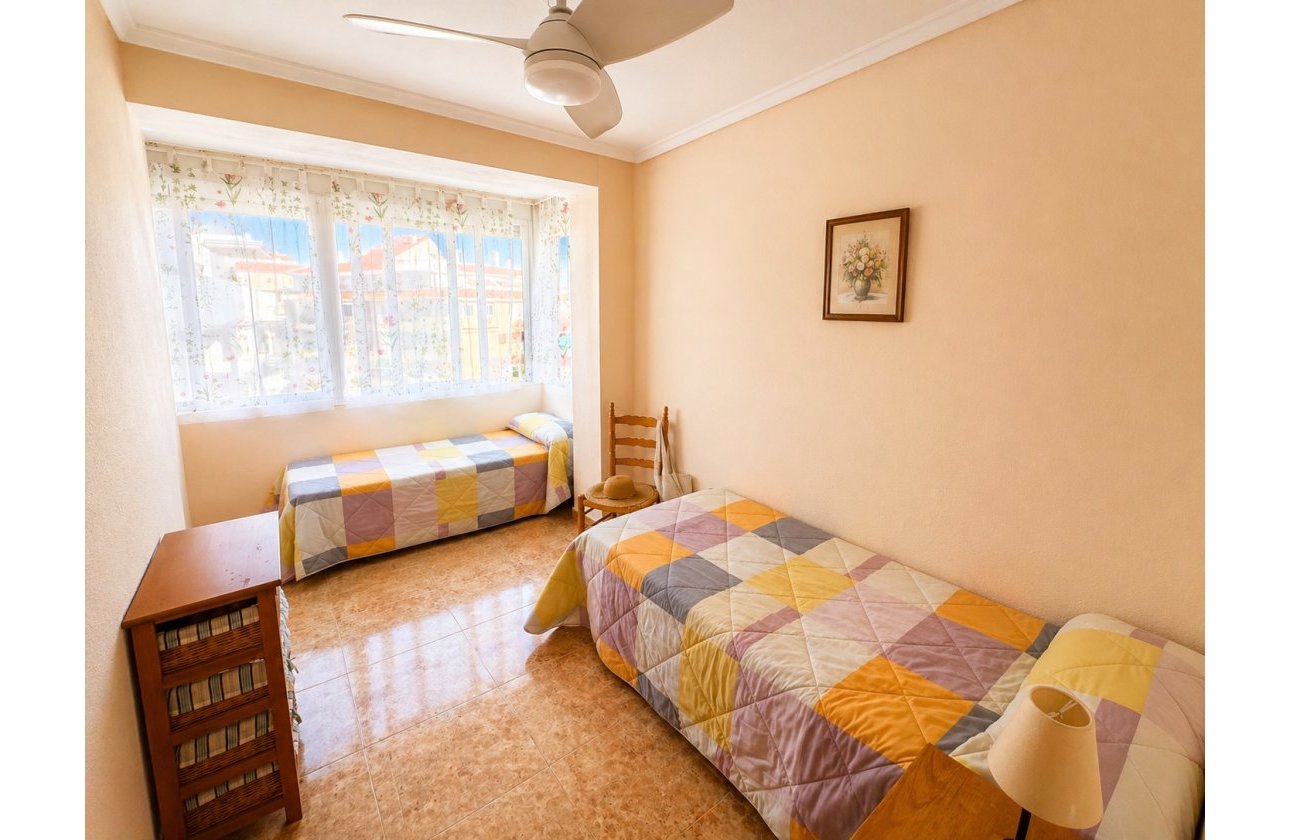 Resale - Apartment -
Torrevieja - Costa Blanca