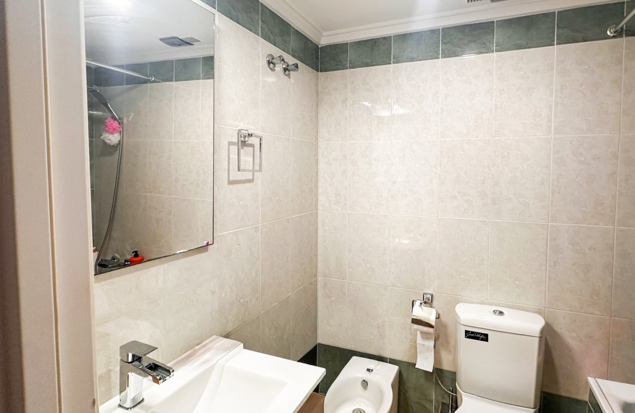 Resale - Apartment -
Torrevieja - Costa Blanca