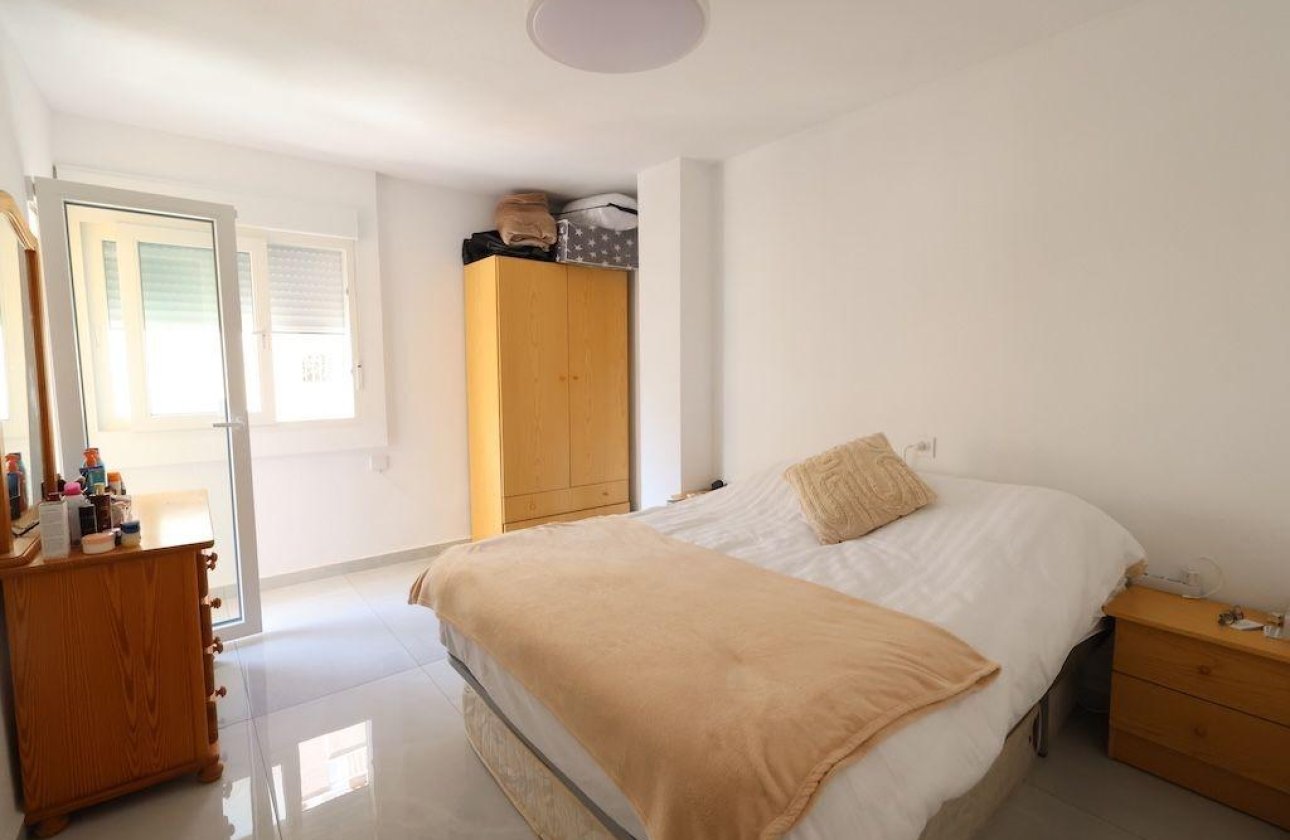 Resale - Apartment -
Torrevieja - Costa Blanca