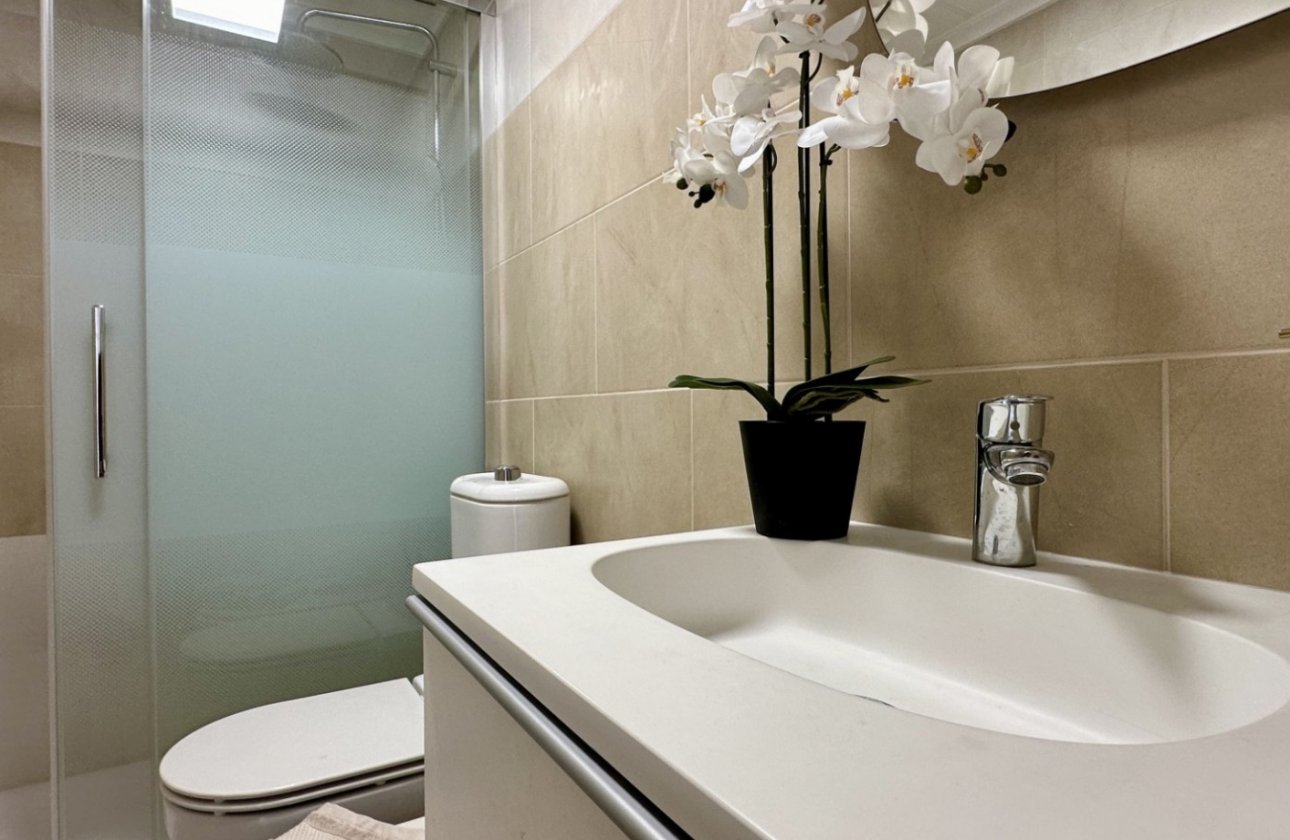 Resale - Apartment -
Torrevieja - Costa Blanca