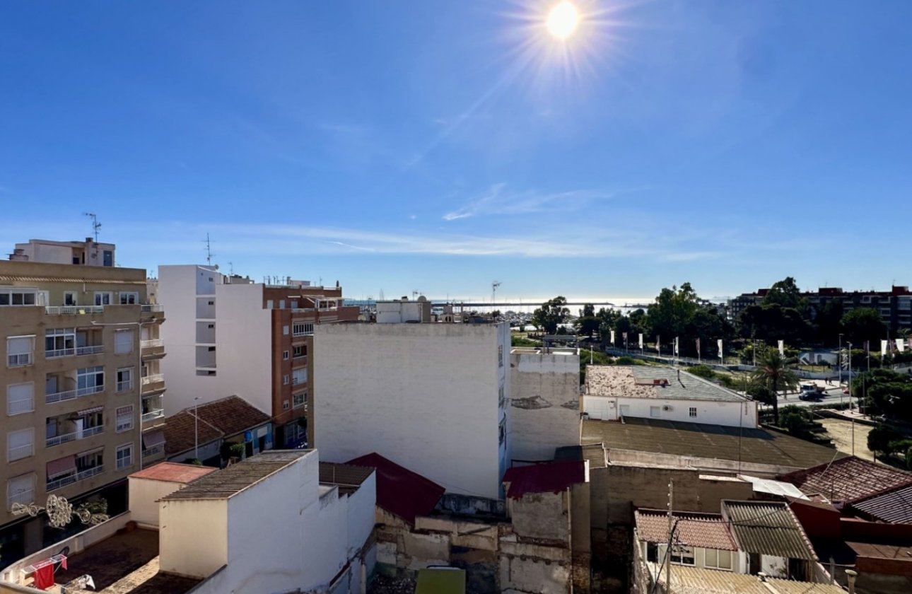 Resale - Apartment -
Torrevieja - Costa Blanca