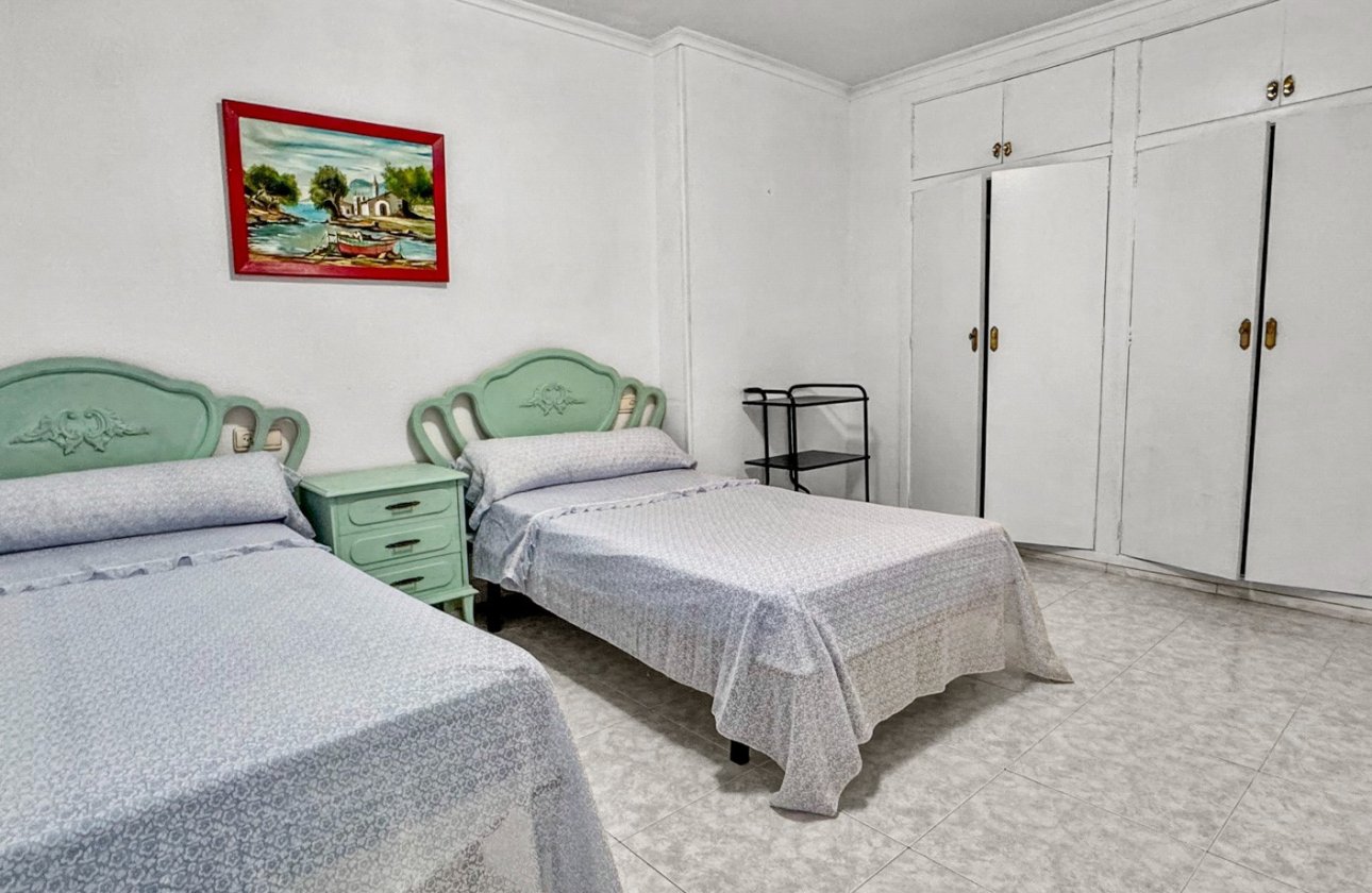 Resale - Apartment -
Torrevieja - Costa Blanca