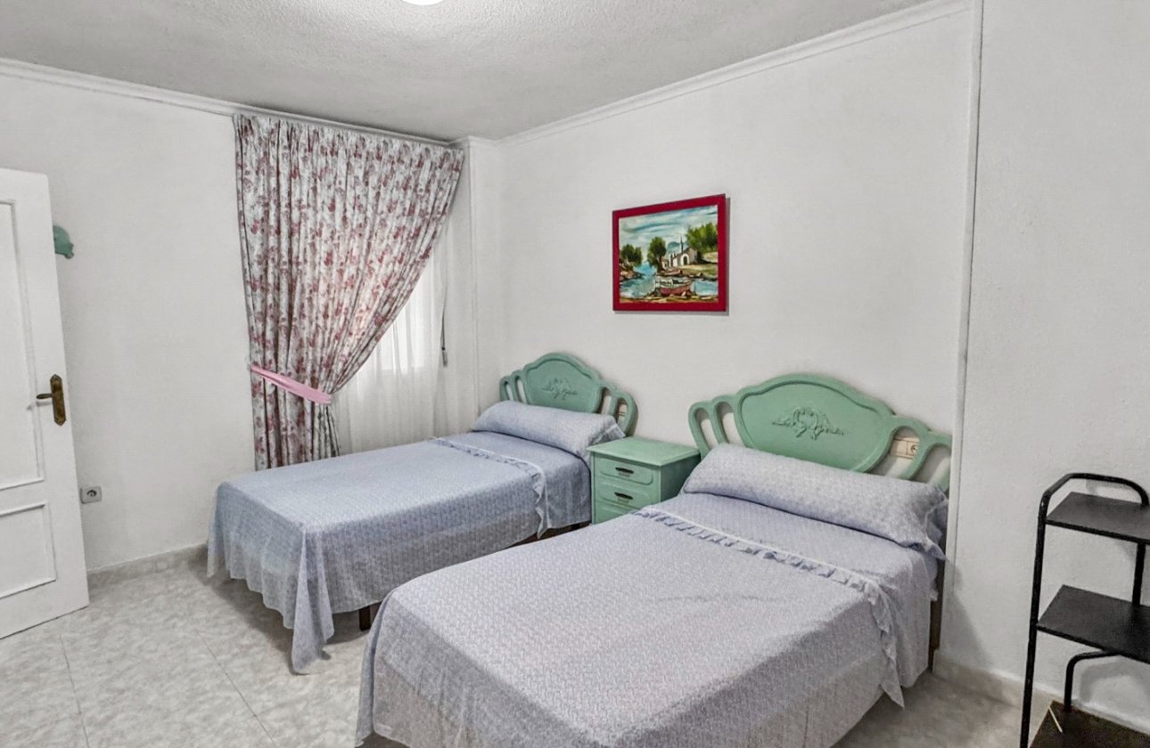 Resale - Apartment -
Torrevieja - Costa Blanca