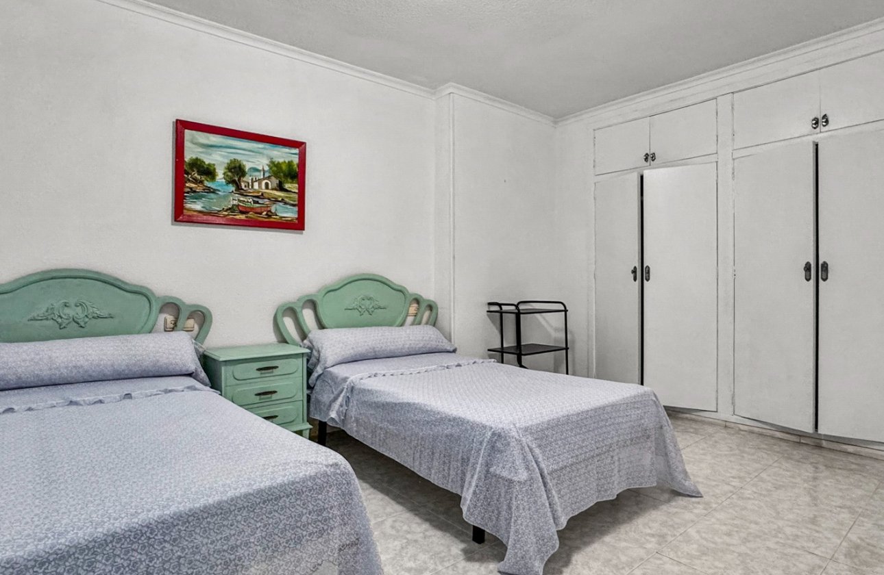 Resale - Apartment -
Torrevieja - Costa Blanca