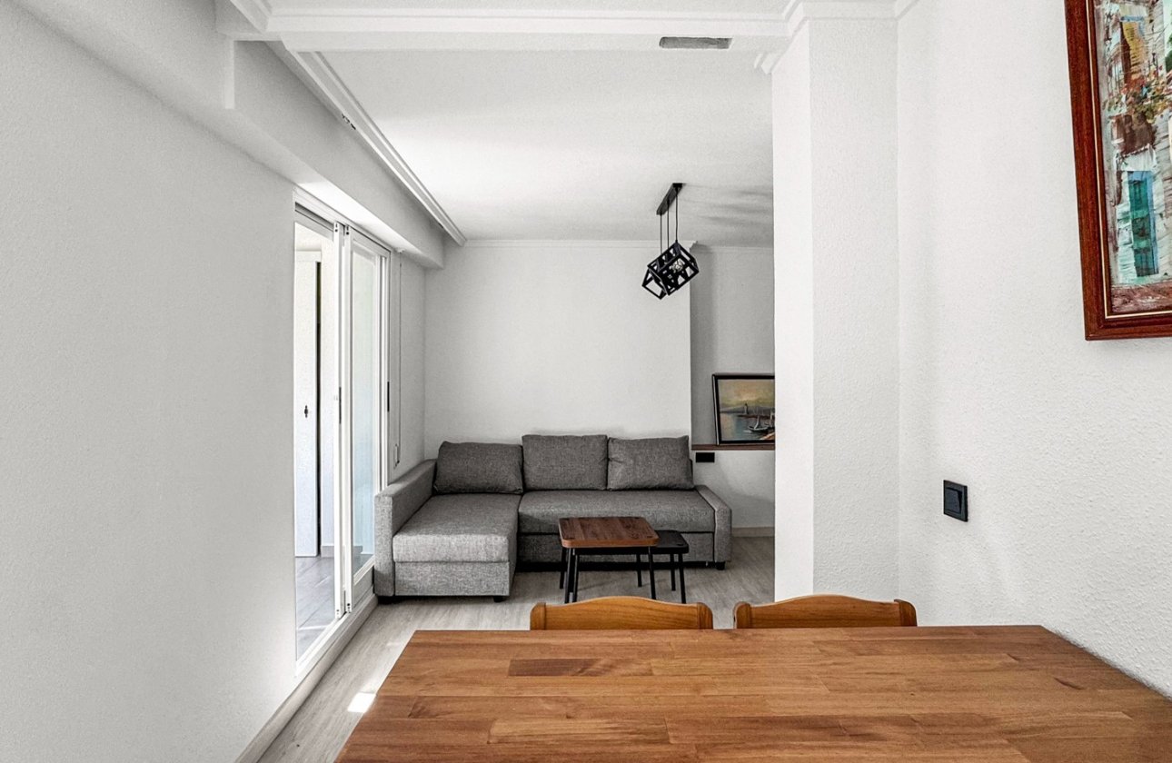 Resale - Apartment -
Torrevieja - Costa Blanca