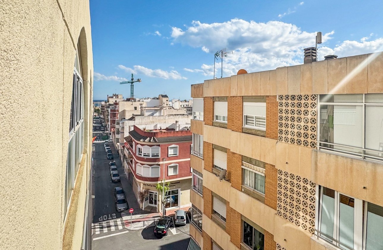 Resale - Apartment -
Torrevieja - Costa Blanca