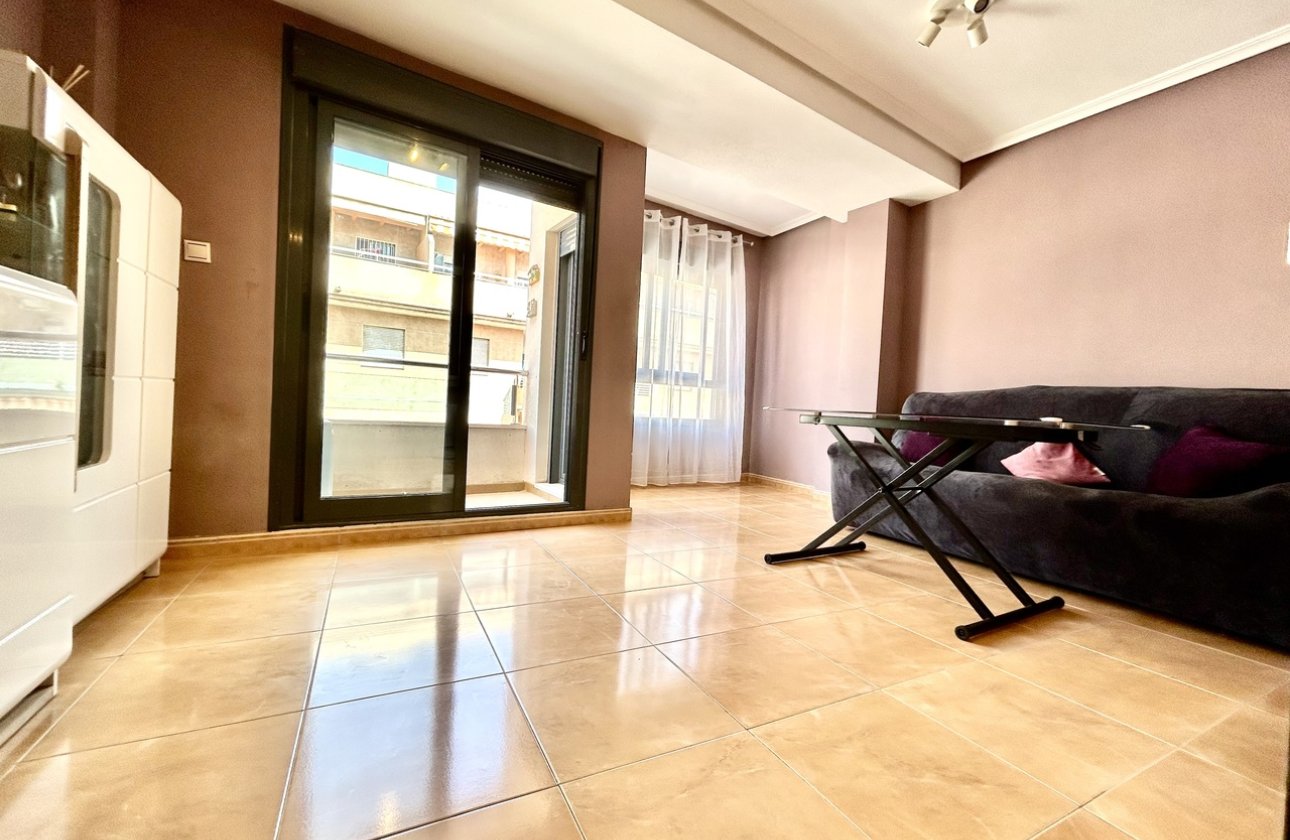 Resale - Apartment -
Torrevieja - Costa Blanca