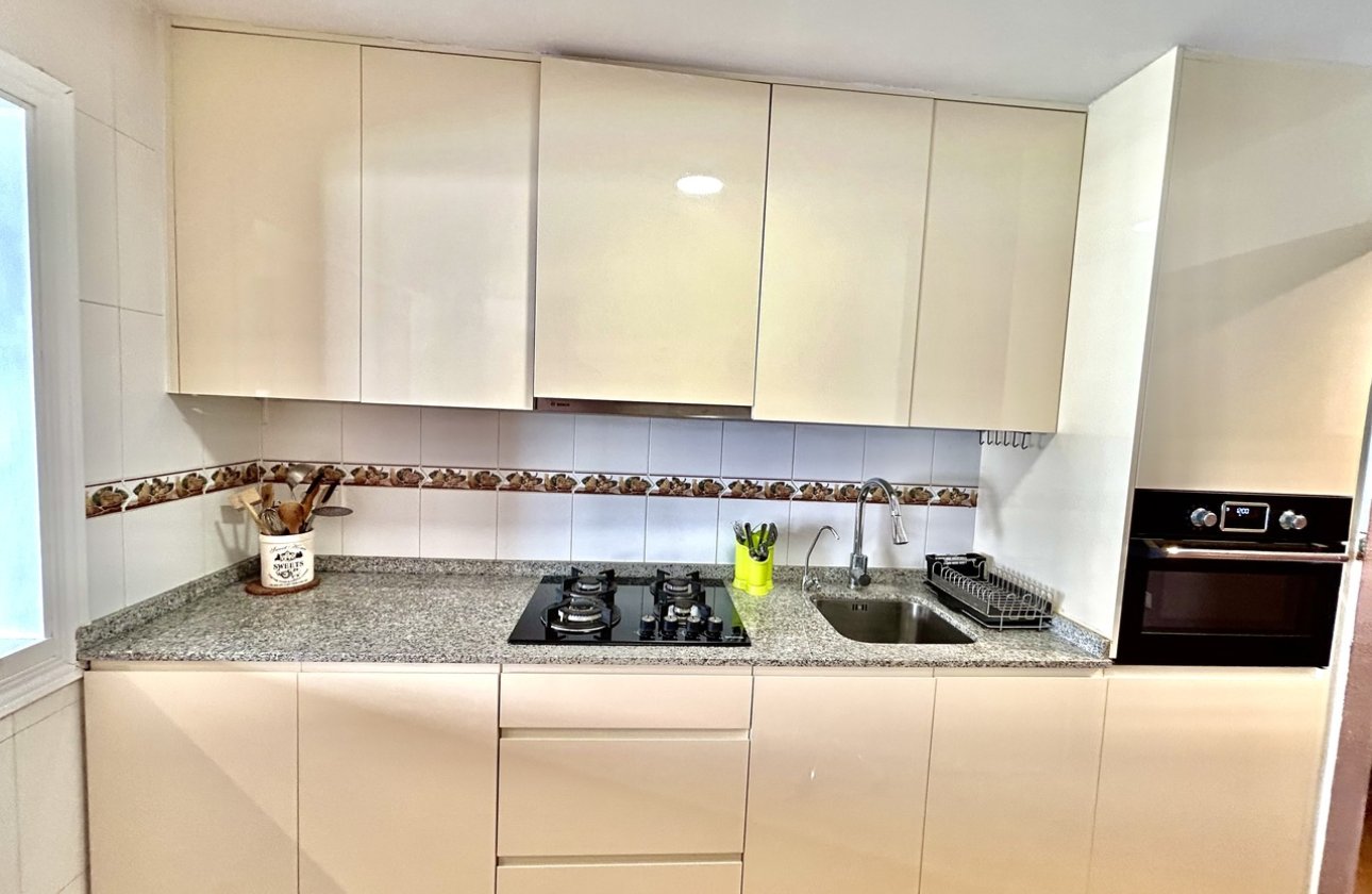 Resale - Apartment -
Torrevieja - Costa Blanca