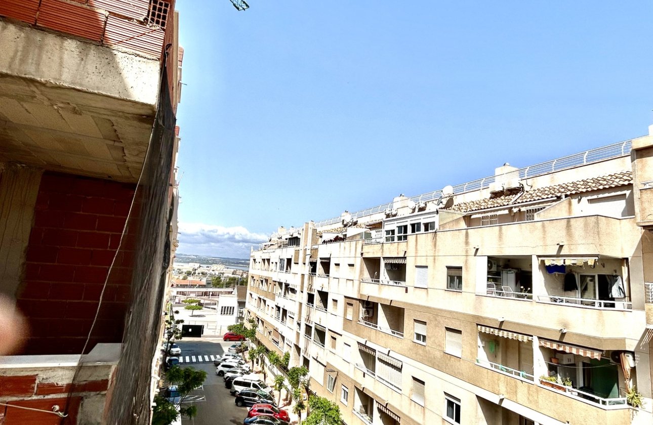 Resale - Apartment -
Torrevieja - Costa Blanca