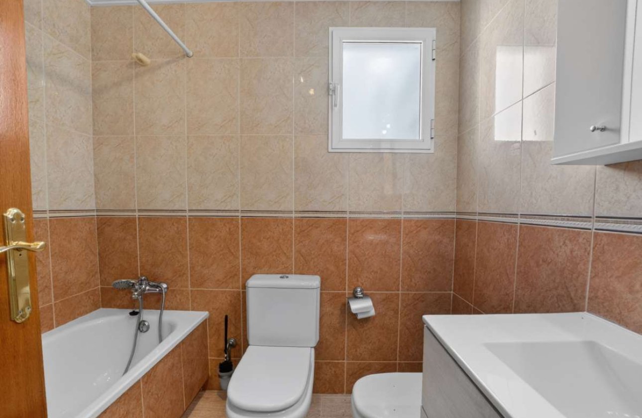 Resale - Apartment -
Torrevieja - Costa Blanca